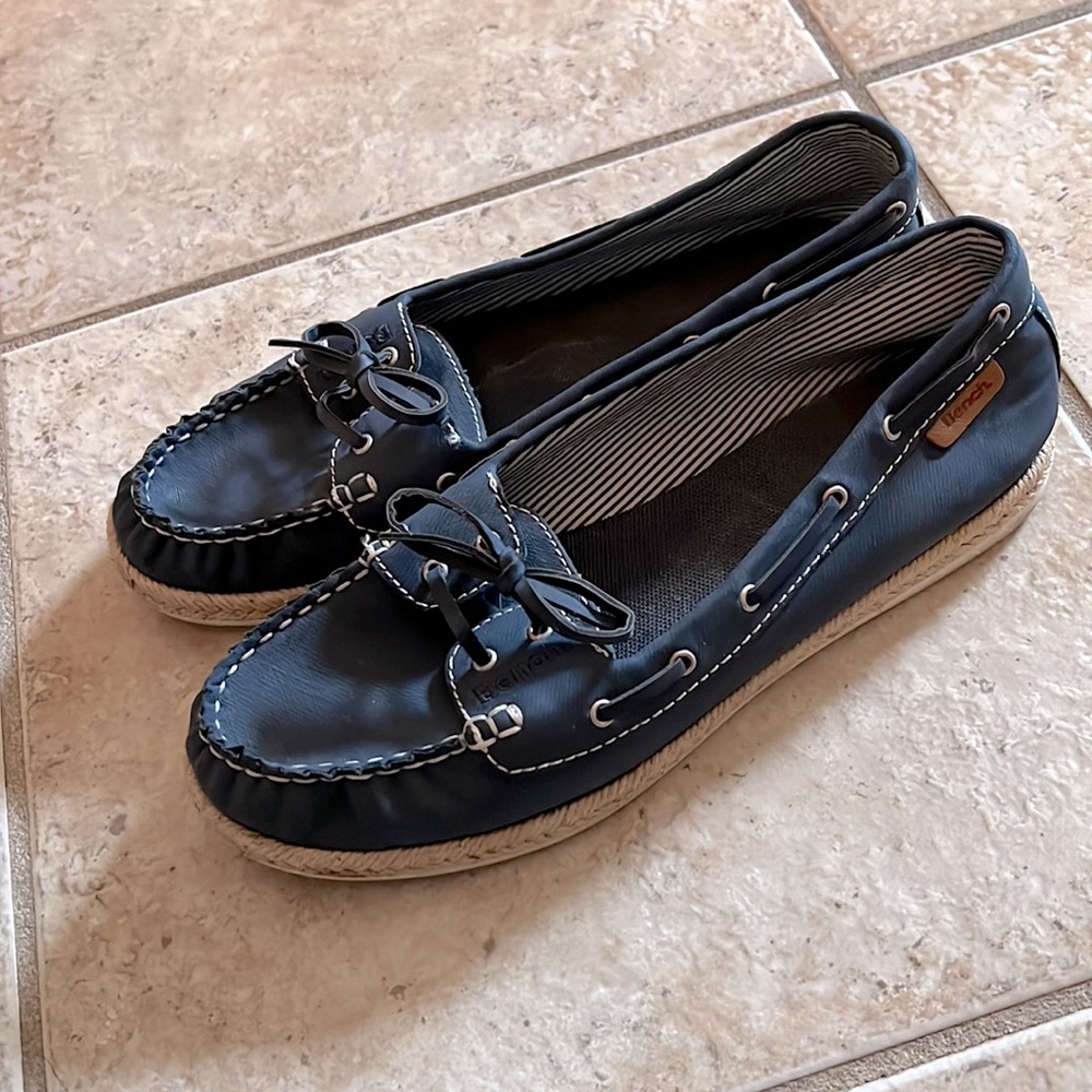 Bench Navy Blue Boat Shoes size 39